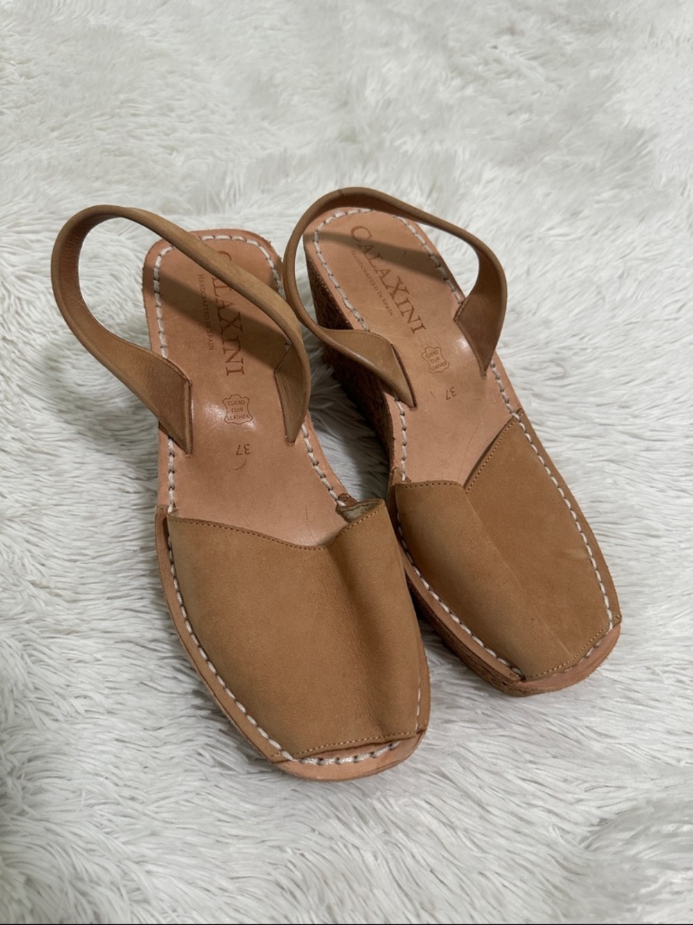 🐬 CakaXini Genuine Leather Wedge